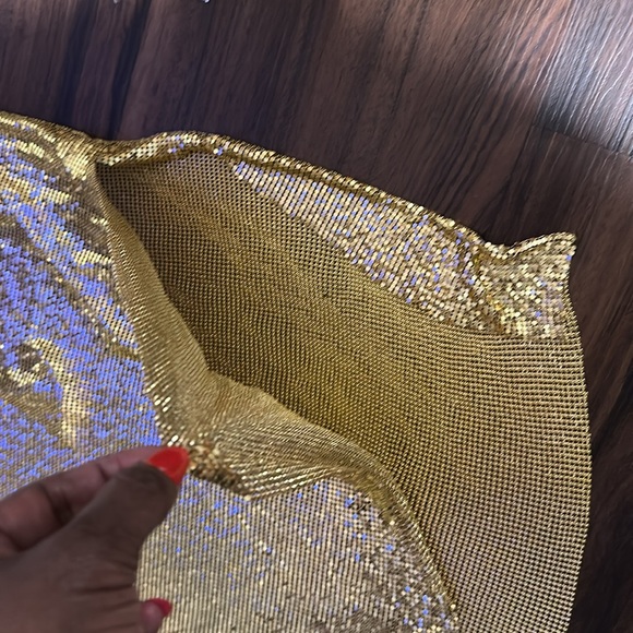 Gold metal dress - Picture 3 of 4